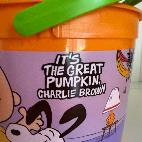 McDonald's Peanuts Charlie Brown 50th Anniversary Halloween Happy Meal Bucket - Picture 12 of 12